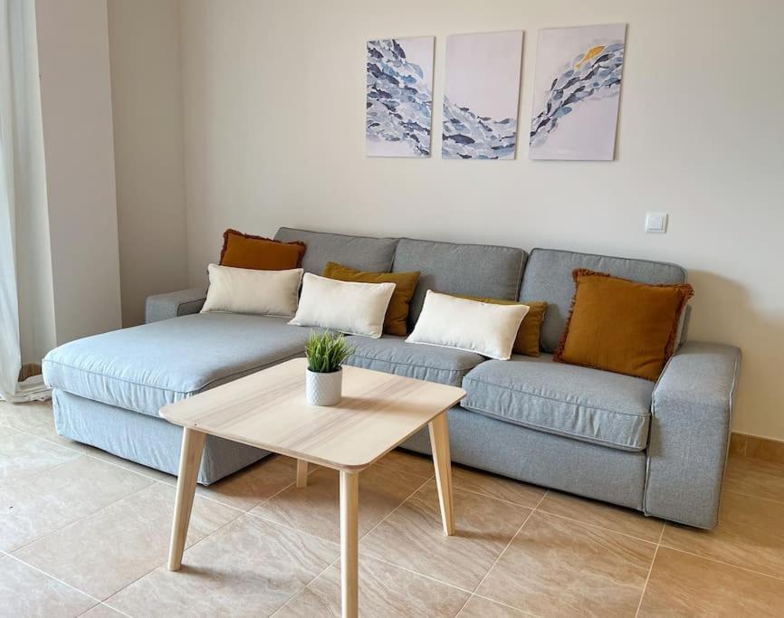 Playa, Piscina, Parking Genial Apartament
